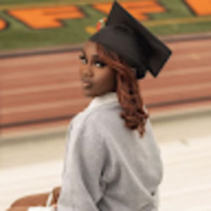 Meet your Posher, Shainna